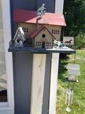 Bird house