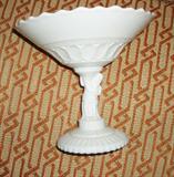 Atterbury Atlas compote