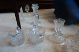 VINTAGE GLASS INCLUDING PERFUME BOTTLES