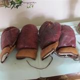 EARLY 1900'S BOXING GLOVES