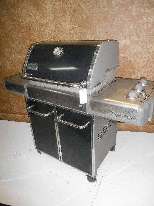 Weber Genesis Grill - Good Condition