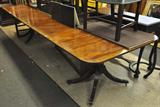 Baker Mahogany Dining Table w/4 Leaves. Extends to 10'4" Long with Leaves Inserted.