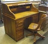 4' WIDE OAK ROLL-TOP DESK W/AS/IS CHAIR.