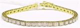 14KT DIAMOND BRACELET. THE DIAMONDS GO ALL THE WAY AROUND THIS BRACELET.