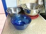 Set of stainless steel bowls w/ lids (Wolfgang Puck)