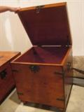 open side table / storage cube