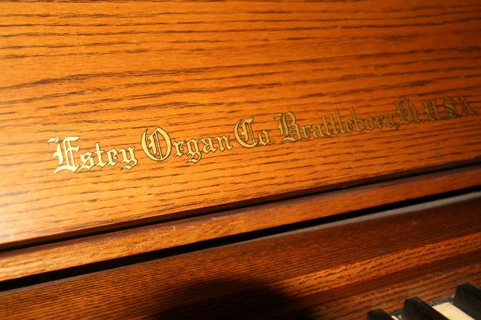 Estey Organ Co.