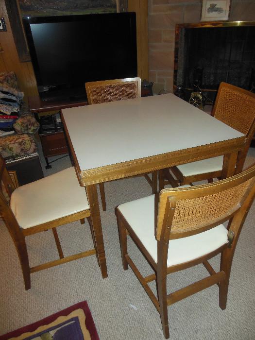 Mid Century Folding Table/Chairs
