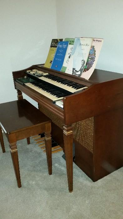 Wurlitzer Organ by Bell & Howell
