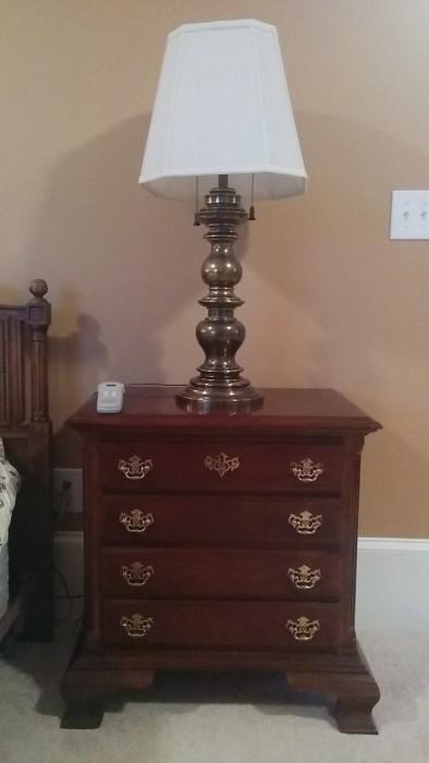 Lovely mahogany end table with heavy brass lamp that doubles as a weapon for those unwanted home invasions