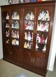 This elegant china cabinet will be sold regardless of the final bid price.