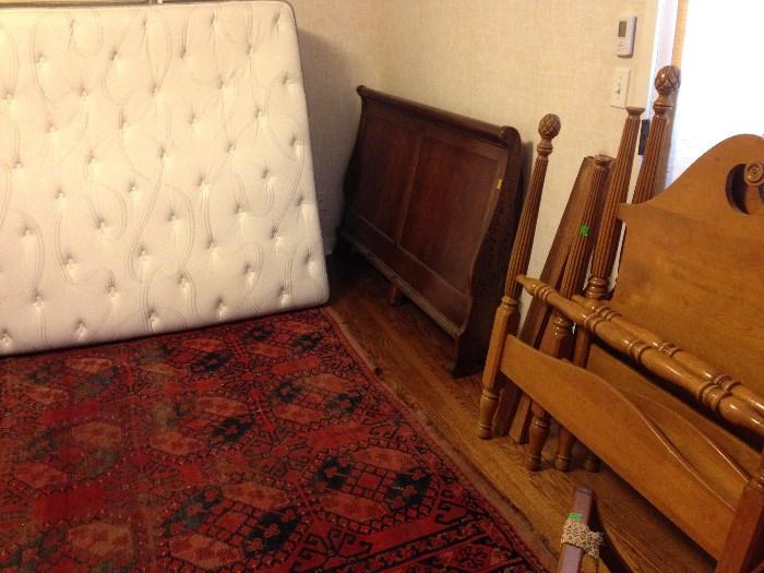 Beautiful vintage twins, queen sleigh bed and Queen mattress with low profile boxspring