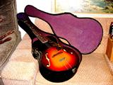 Accoustical Guitar. Vintage round top F-hole. Vintage 1940-1950.