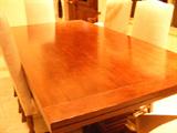 Fremarc Dining table