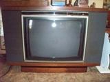Panasonic console TV