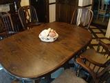 Heywood Wakefield Old Colonial pattern table and chair with extra leaves (not pictured)