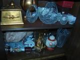 Cystal, Howard Miller clock, Capodimonte musical pepper grinder and fine decorative items