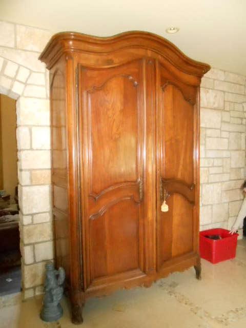 Antique cherry wood armoire, approx 5' x 9' 1/2