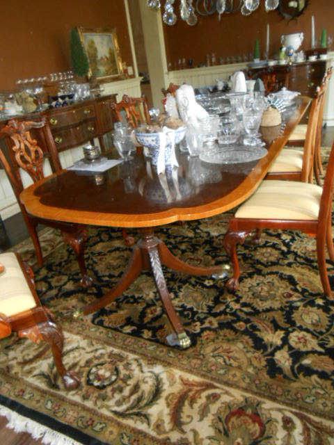 Regency Dining table with leaves , Mahogony with light wood trim, nice condition