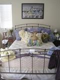 QUEEN SIZE IRON BED