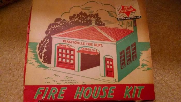 FIRE HOUSE KIT.....BOX ONLY !!!!     GREAT GRAPHICS!!