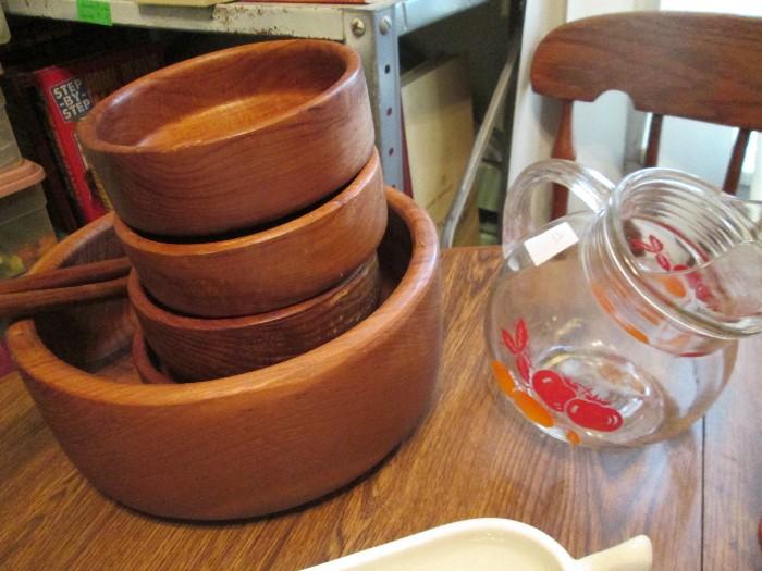 New for Sunday - teak? salad set.  Haven't had time to get a close look yet.