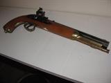 Flintlock pistol