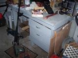 EDGER & TOOL BENCH