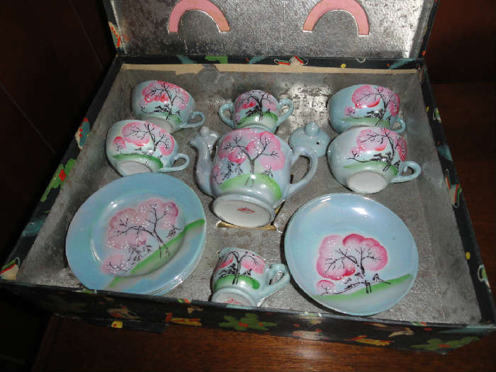Japan childs tea set complete in box