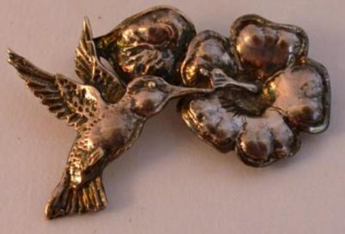 Hummingbird broach - possible sterling, unmarked