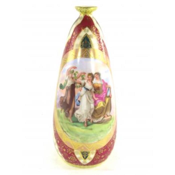 Exceptional Royal Vienna porcelain vase