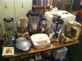 Blender, Juicer, Coffee Urn, Bread maker