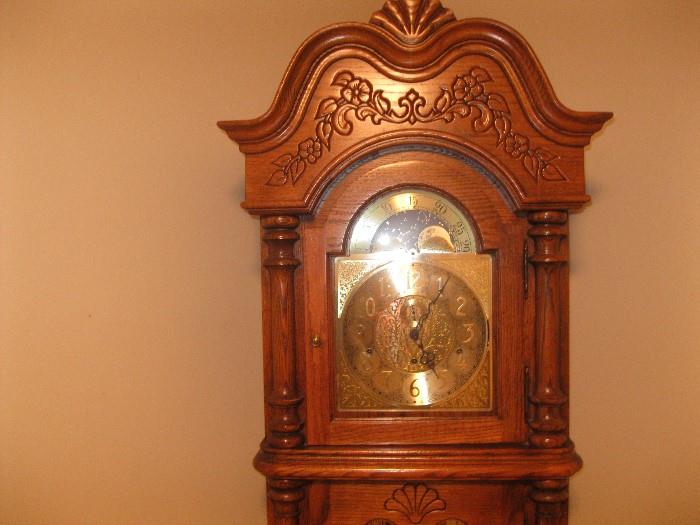 Howard Miller Grandfather Clock Cherry Bedroom Starts On 10 17 2018 Howard Miller Grandfather Clock 195