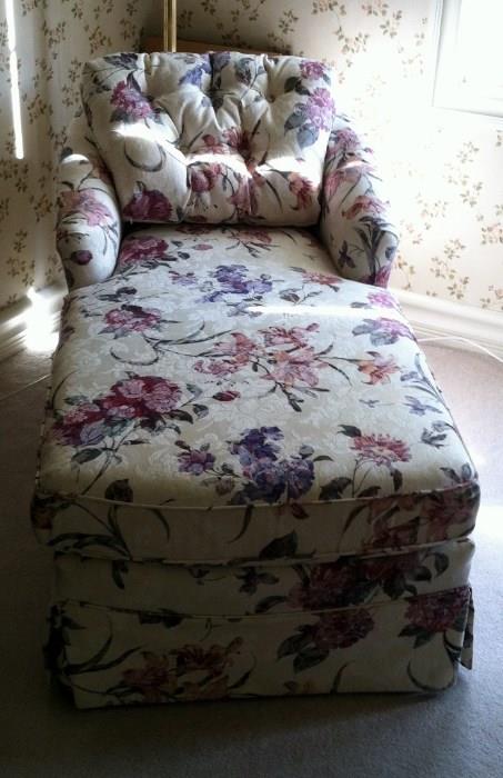 Art Van floral chaise