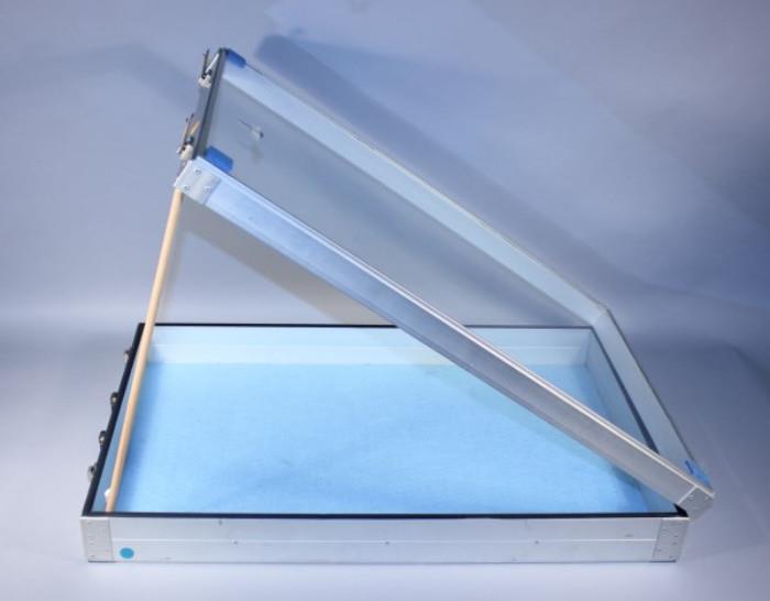 Tempered Glass Display Case with Key - Measures 21" x 32" x 4 1/2"