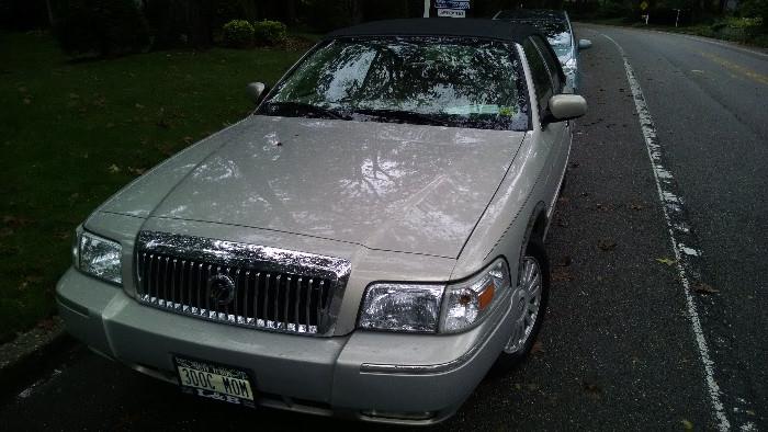 Mercury Grand Marquis LIKE New only 30,000 miles 2007