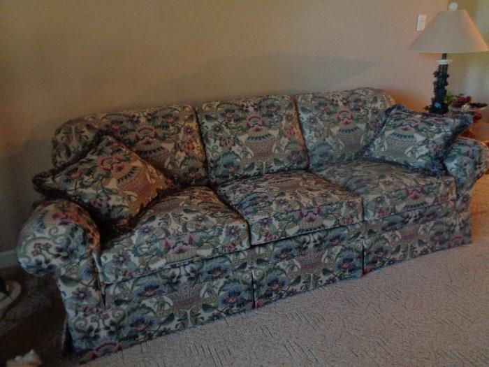 has a matching loveseat