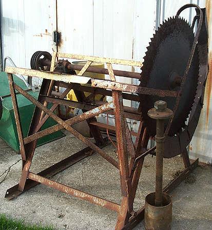 Tractor driven wood saw