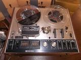reel to reel player