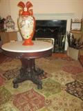 THOMAS BROOKS CIRCA 1860 NEW YORK VICTORIAN WALNUT MARBLE TOP PARLOR TABLE