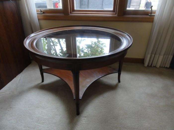 Round Glass Cocktail Table