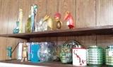 assorted vintage collectables