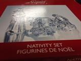 Crystal nativity set