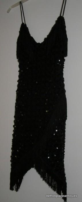 Gorgeous little black sequined dress sz small