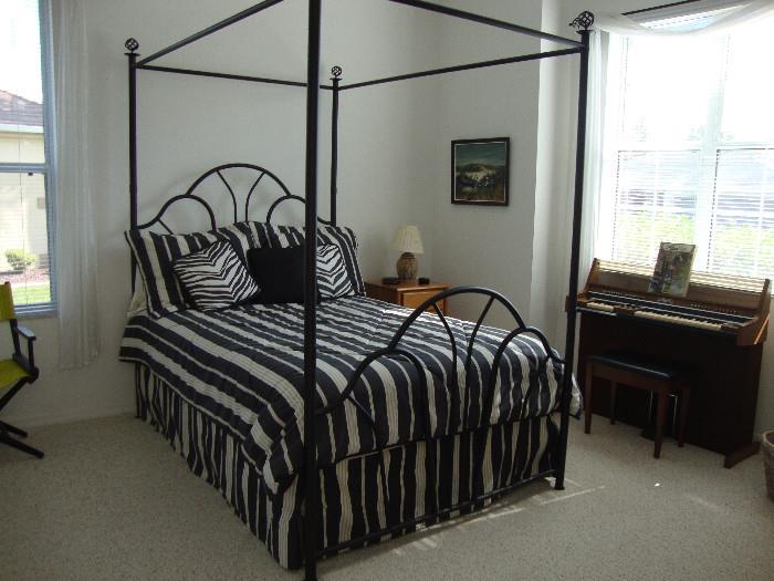Modern four poster bed frame ,full size, bed included