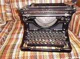 Old Underwood Typewriter (still Works)