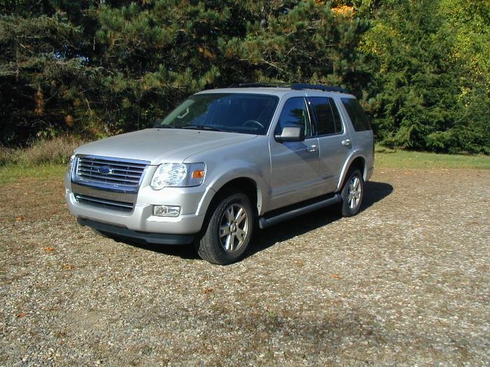 2009 Ford Explorer 45,000 miles, like new condition. This vehicle is available for purchase prior to the sale, $14,500 call 269-501-5507