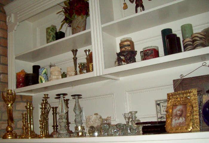 More new and lightly used home decor items.