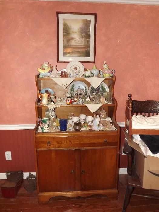 ANTIQUES, VINTAGE ITEMS, AND MORE 