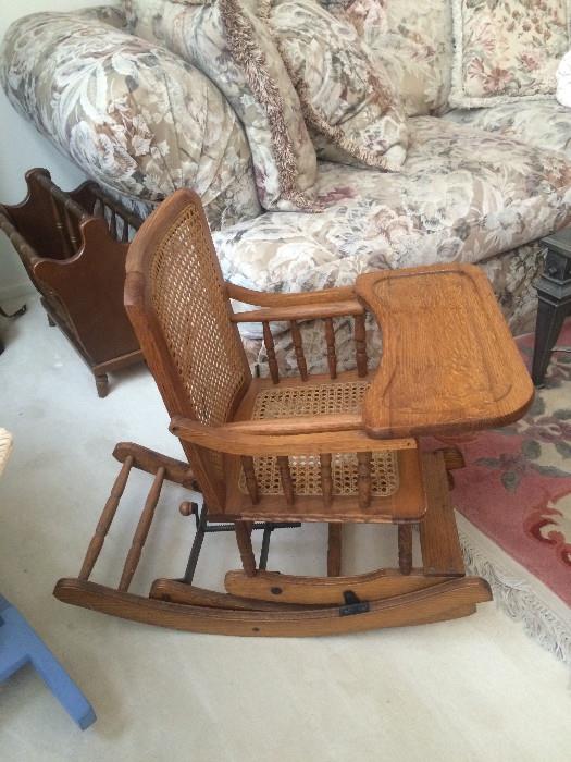 Rocking chair that becomes a highchair 